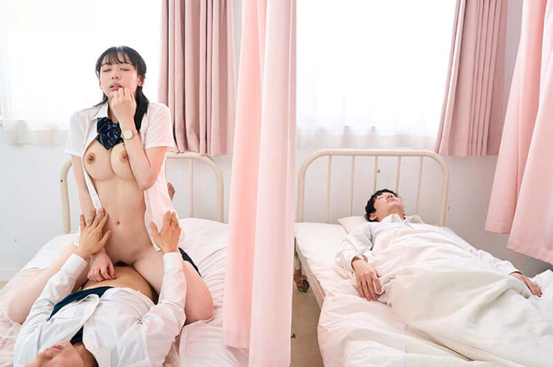 FSDSS-642 Teman sekelasku memaksaku untuk patuh seperti budak seks